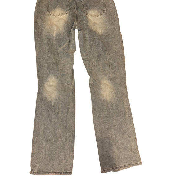 Distressed Wide Leg Jeans in Gray - Picture 2 of 7